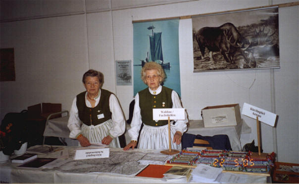 Blick auf den Info-Stand von Königsberg-Land