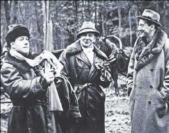 Italiens Auenminister Graf Galeazzo Ciano Jozef Beck mit Botschafter Boleslaw Wieniawa-Dlugoszowski und Polens Auenminister Jozef Beck bei der Jagd, Bialowicz am 2. Mrz 1939.